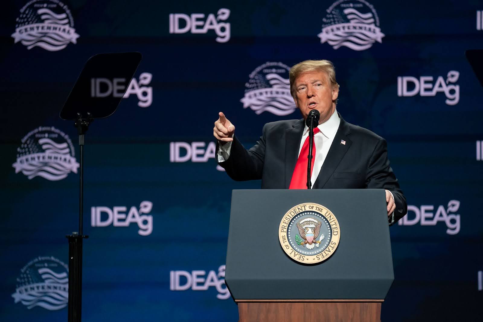 Trump addresses audience