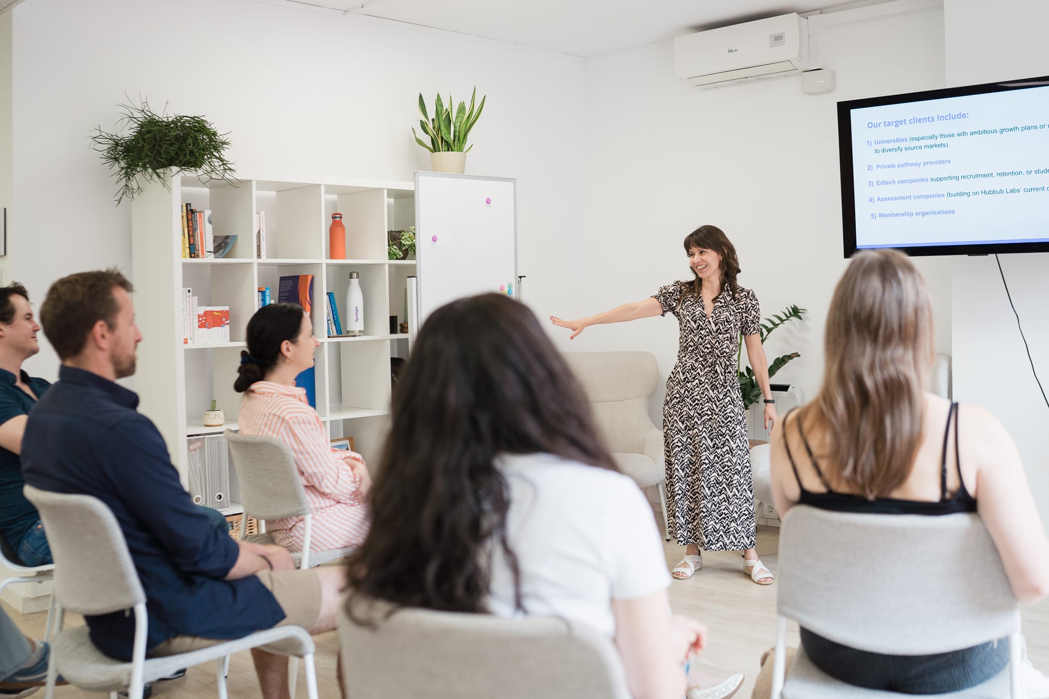 Melissa delivers an engaging session at the Hubbub Labs officex