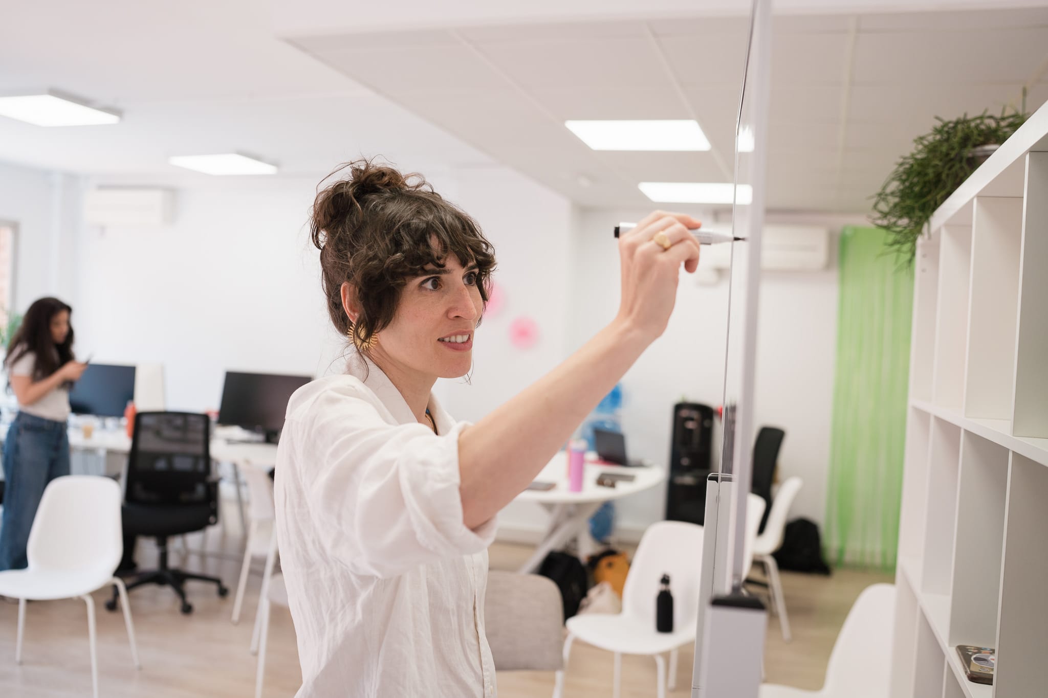 Maria Di Mario ideates creatively in the Hubbub Labs office in Barcelona